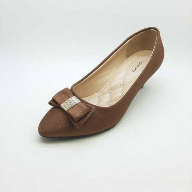SEPATU PANTOFEL  511