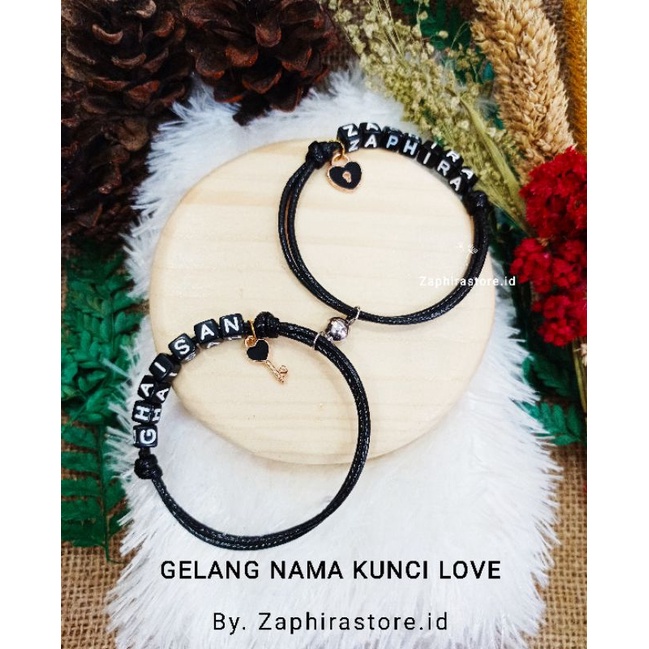 ZaphiraStore | GELANG COUPLE NAMA DADU KUNCI LOVE | GELANG LOVE ESTETIK VIRAL