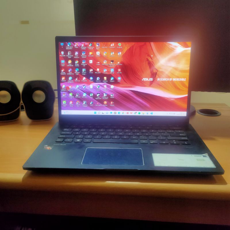 Laptop Asus ryzen 3 3250u