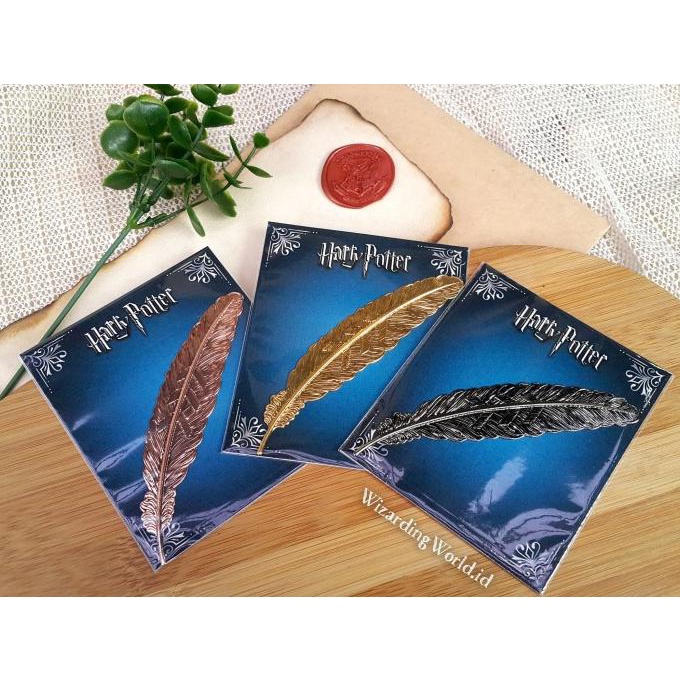 

ONSALE Pembatas Buku Bookmark Bulu Feather Metal Harry Potter Fantastic Beast