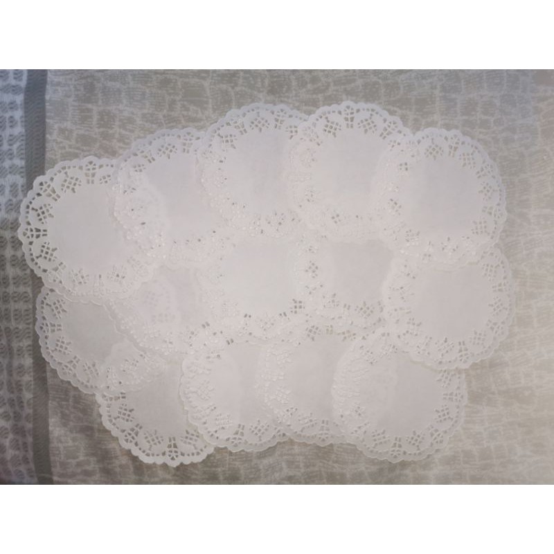 20 pcs doilies paper 3.5 inch (9 cm)