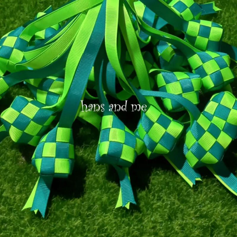 

Ketupat Hias Pita Grosgrain Idul Fitri 4cm isi Dakron