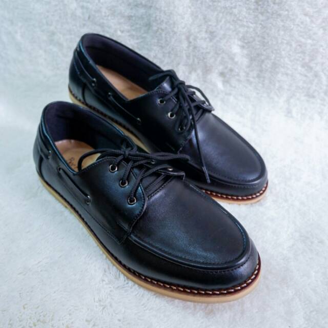 Sepatu bee prince 0028