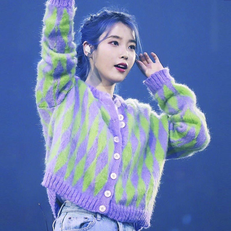 [ready stock] IU plaid cardigan | atasan knitted rajut kotak kotak berbulu halus hangat gaya korea