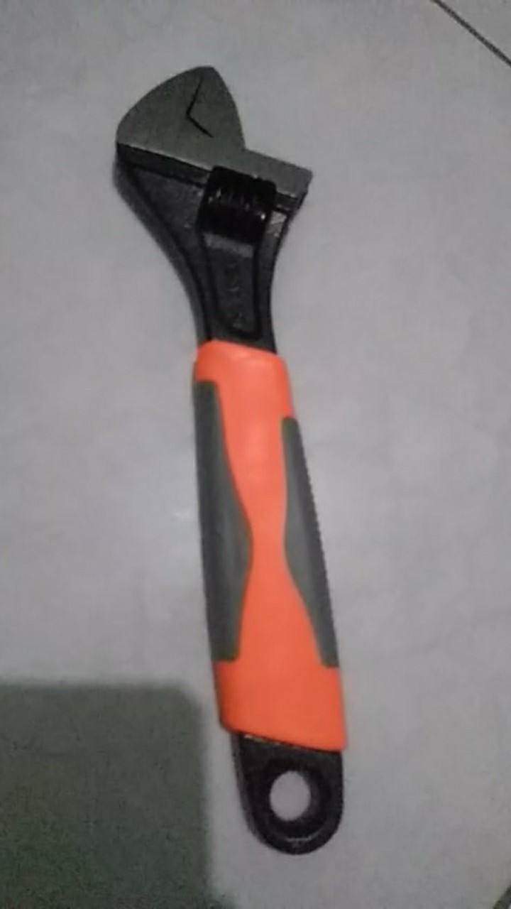 Eelic Kui-juc1010 Kunci Inggris 10 Inch  Kunci Bago Yang Terbuat Dari Baja Anti Karat Multifungsi