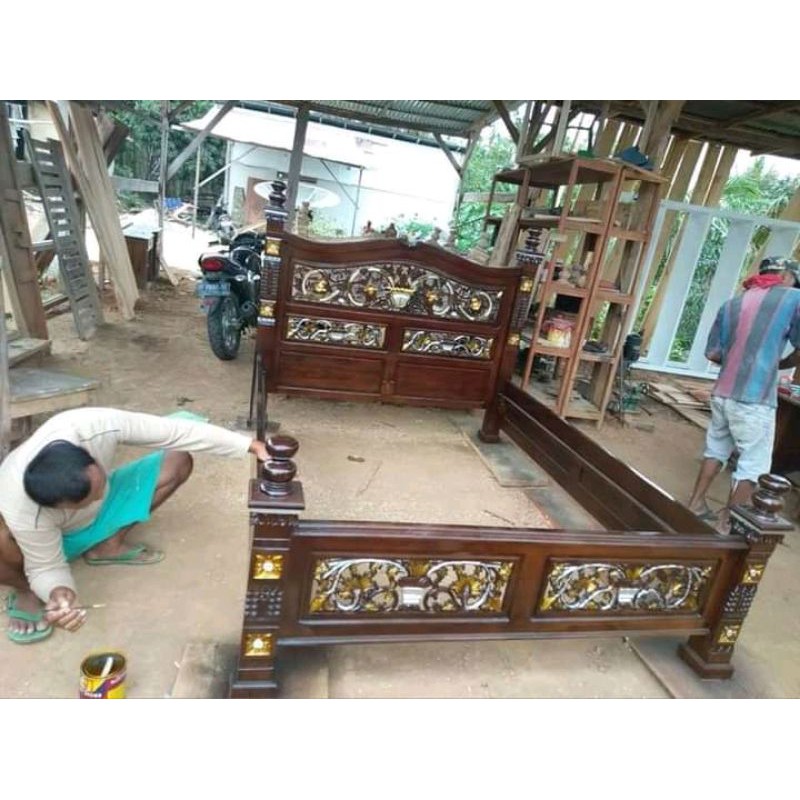 PROMO TERLARIS Dipan ranjang tempat tidur model Rahwana / dipan kayu jati / tempat tidur mewah ukira