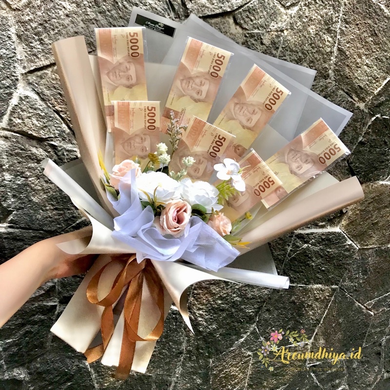 

BOUQUET UANG 7 lembar 5.000