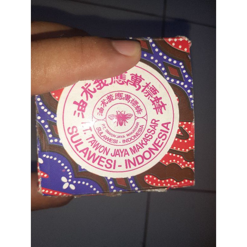 MINYAK GOSOK TAWON MAKKASAR ORIGINAL BOTOL TUTUP  PUTIH 330ML