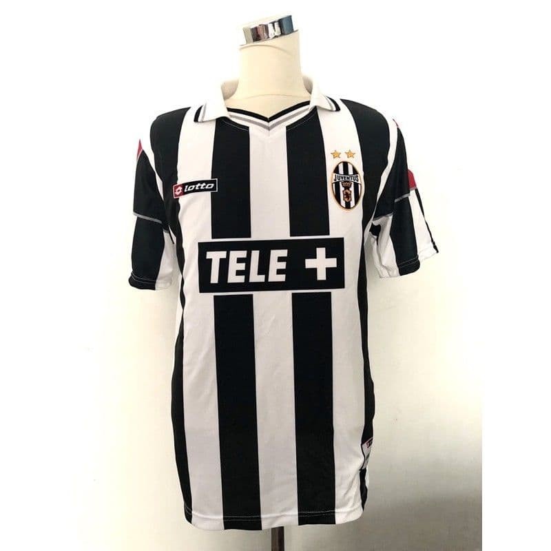 JERSEY BOLA RETRO JUVENTUS HOME 2001