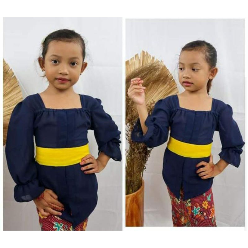 Kebaya Sabrina anak.