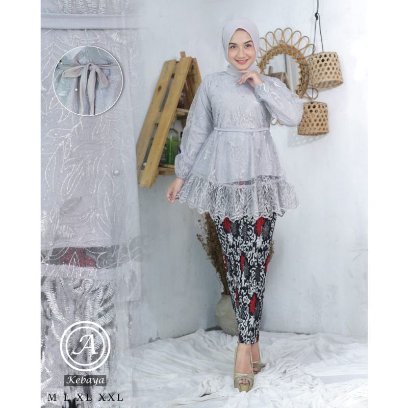 Blous lesti//kebaya wisuda//kebaya pesta remaja//kebaya tunangan modern