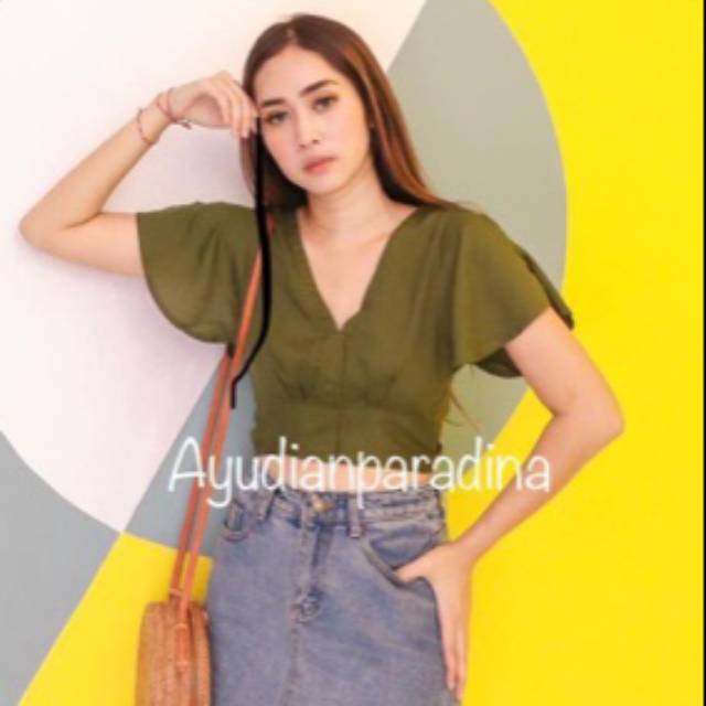 TOP SELENA  V NECK BLOUSE PUFFY TOP CROP TOP