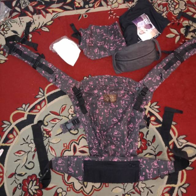 Preloved cuddle me ultimo ssc