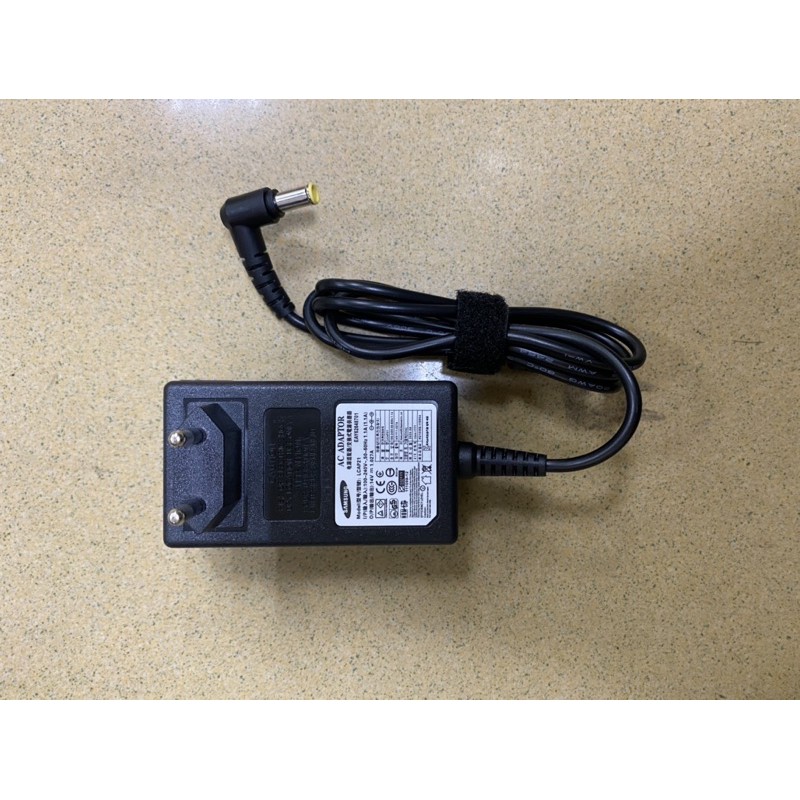 Adaptor Charger LED LCD Monitor Samsung 14V-1.072A New Model