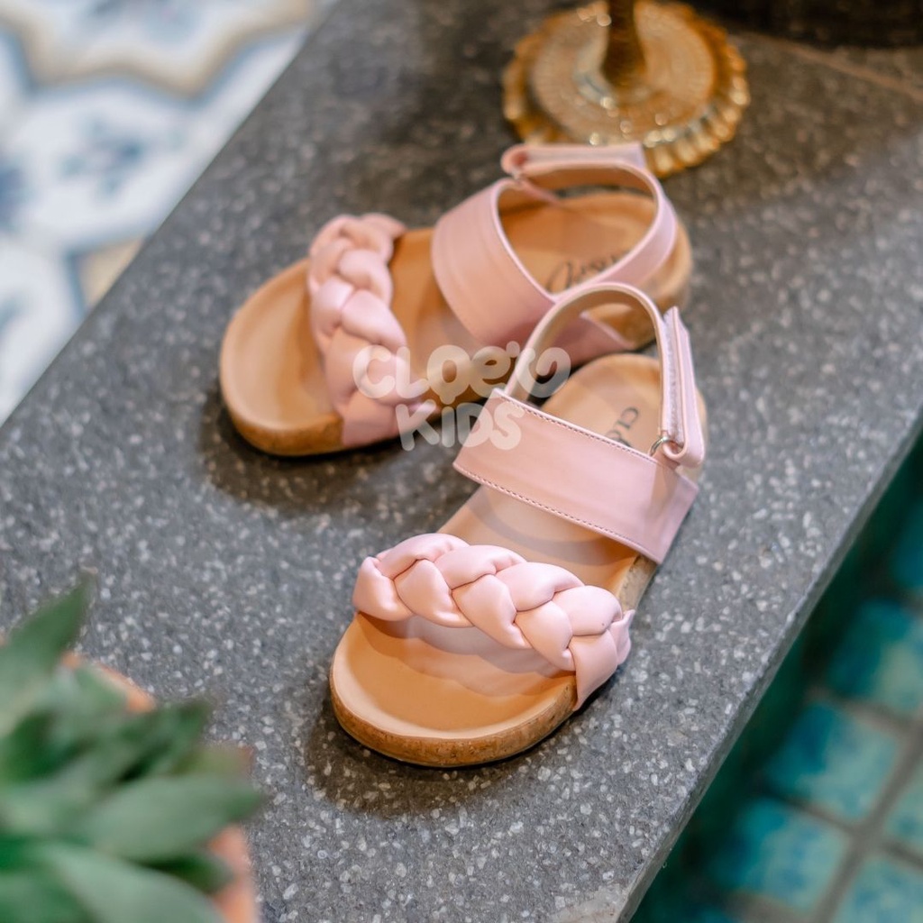 CLOEVKIDS - READY STOCK Nadira Size 22-35 Sepatu Sandal Kepang Anak Perempuan Slip On Flat Lucu