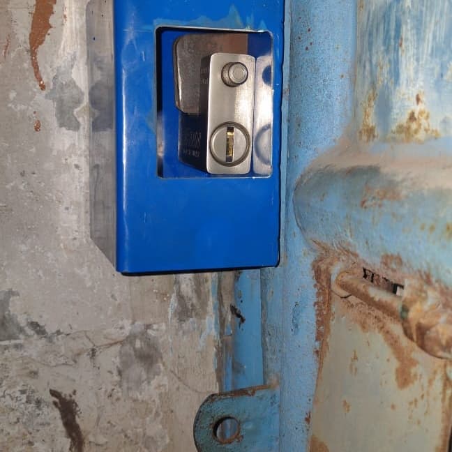 Box Pengaman Gembok Panser Ruko - Folding Gate