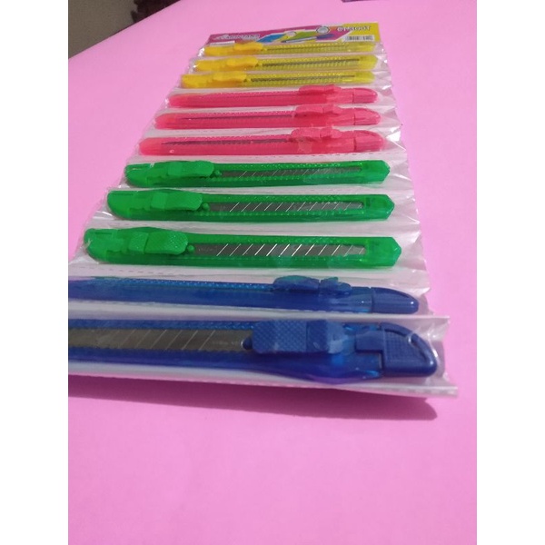 

CUTTER MONTANA CT KECIL CUTTER MURAH TAJAM