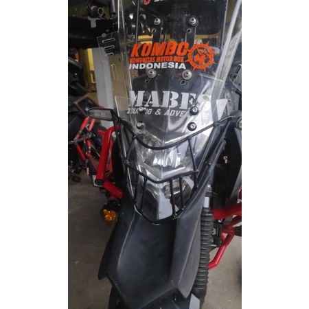 cover tralis lampu depan new CB150R