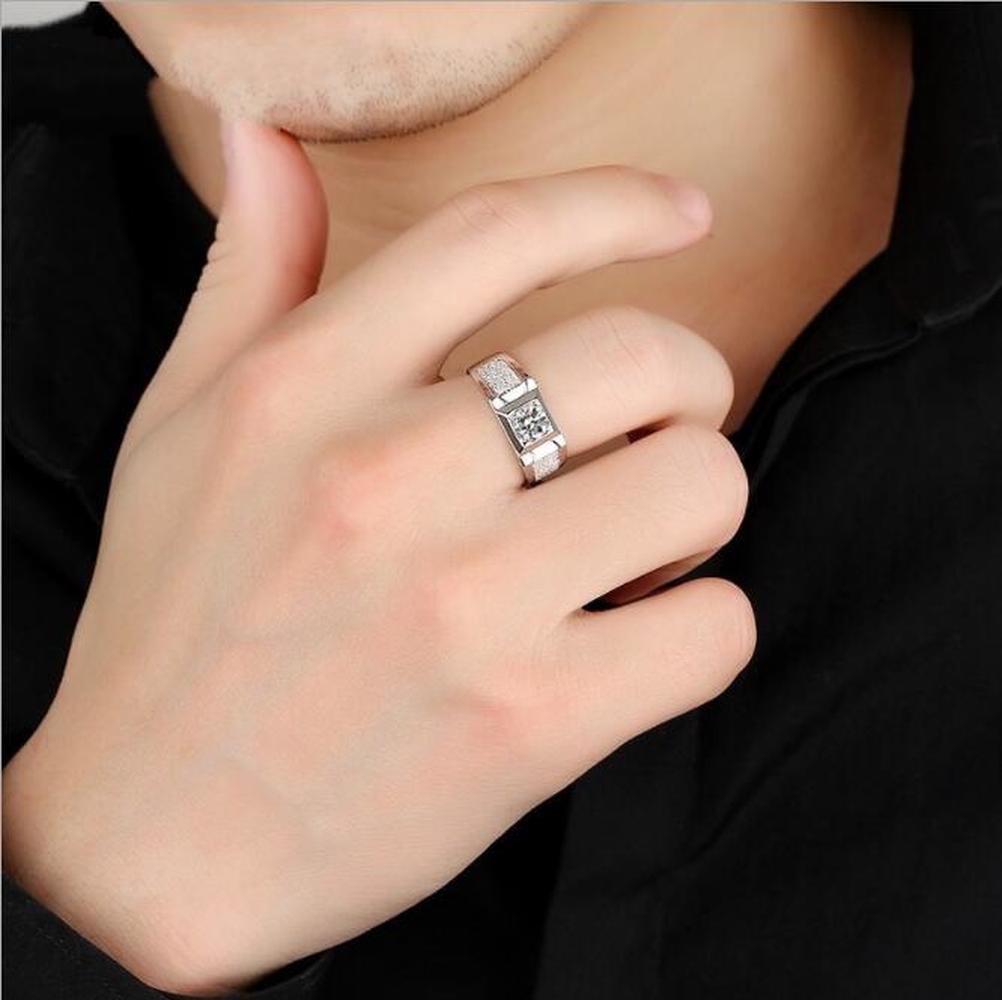 Gaya Sederhana Cincin Pria Kristal Berlian Platinum Matte Aksesoris Perhiasan Fashion Emas Putih Kawin Rings