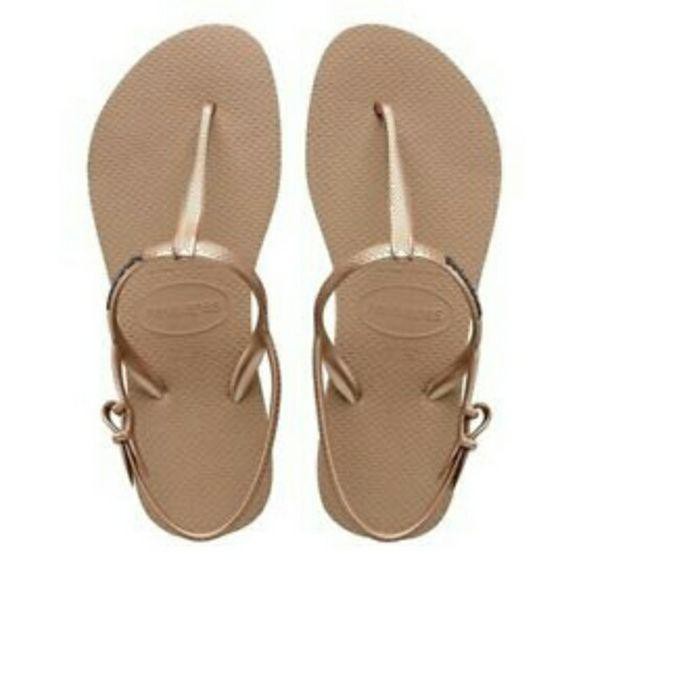 sandal havaianas asli