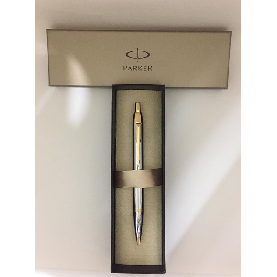

Pulpen Parker Im Ballpoint Metal Shiny Gold Trim ( Klip Emas )