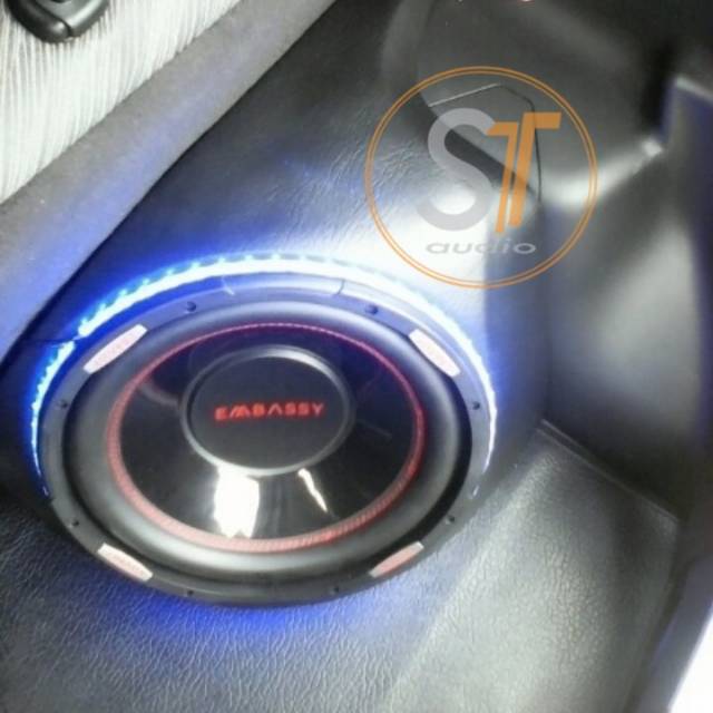 Box sudut subwoofer 12" agya / ayla
