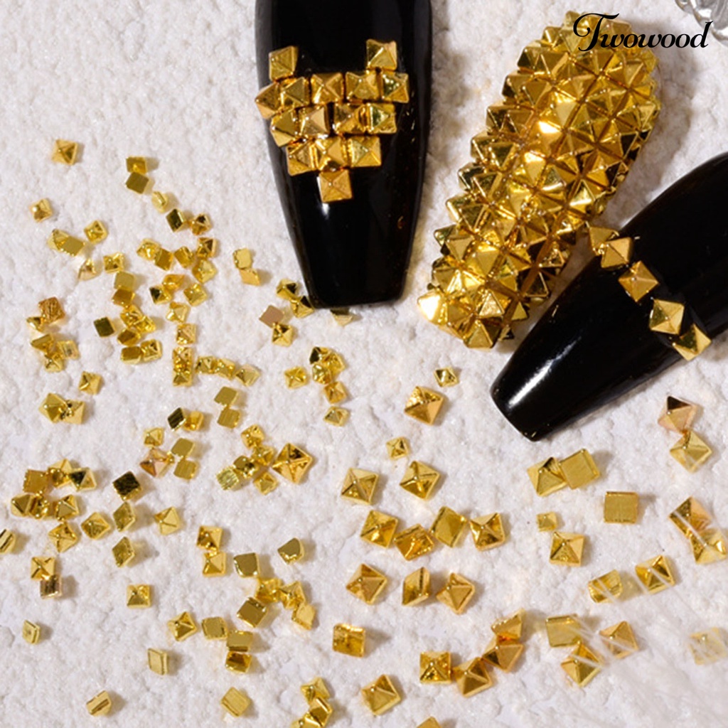 200pcs / Set Rivet Glitter 3D Efek Tidak Pudar Bahan Logam Gaya Punk Untuk Dekorasi Manicure