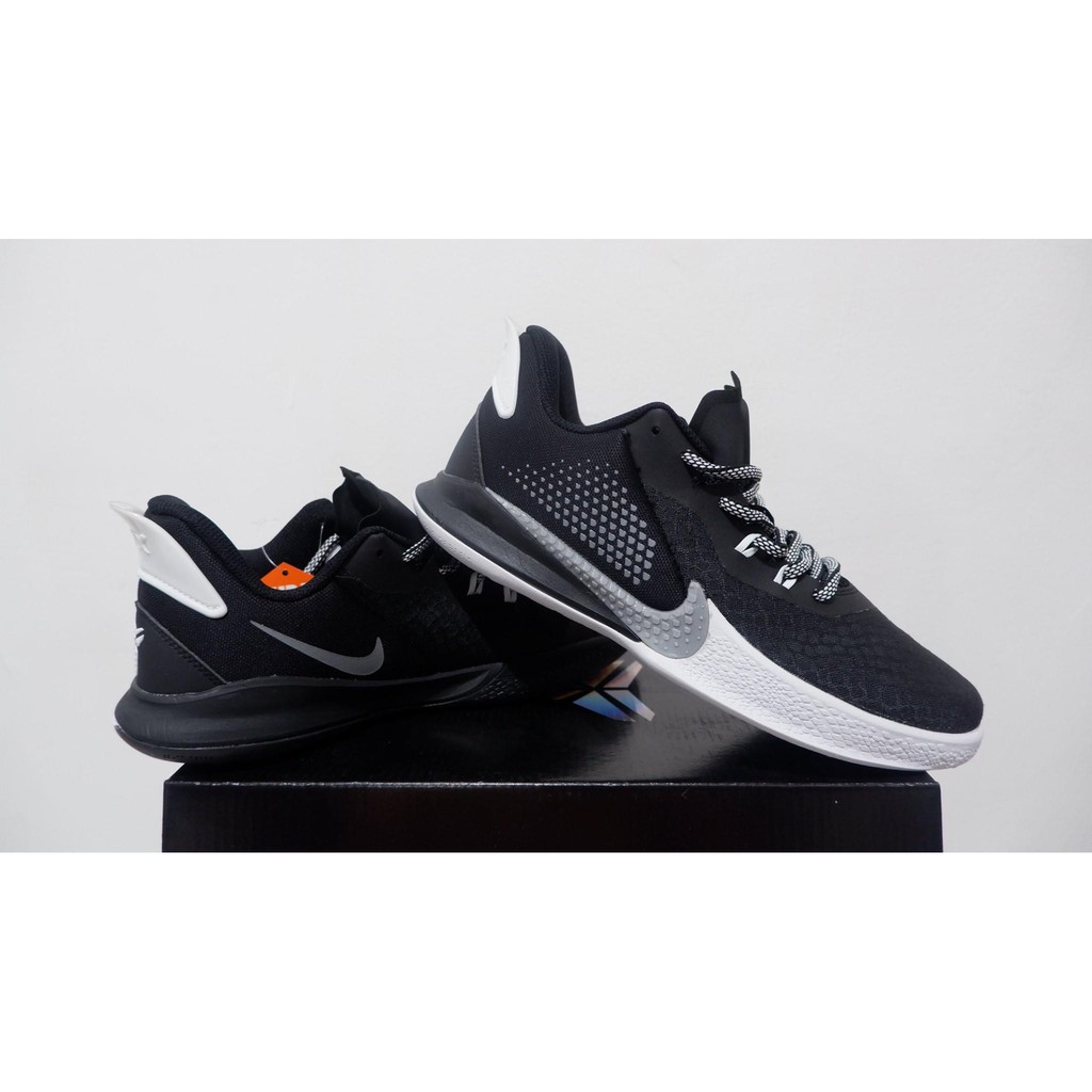 SEPATU BASKET NIKE KOBE MAMBA FURY LOW BLACK WHITE