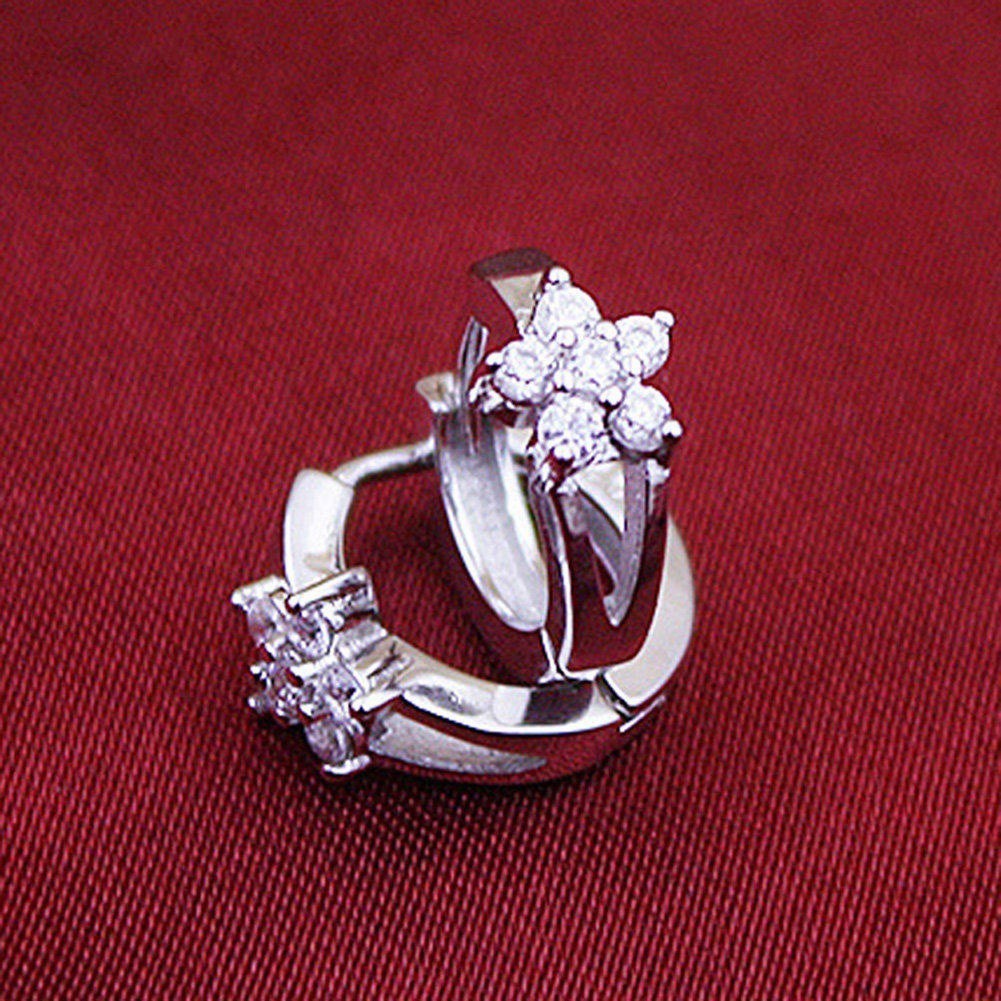 Anting Tusuk Sterling Silver 925 dengan Zircon Bentuk Snowflake untuk Wanita