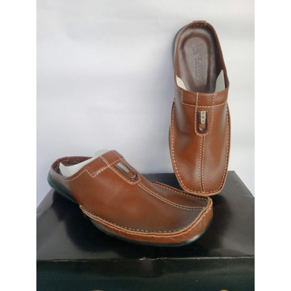 Sepatu sandal bustong Bakiak terompah selop kelom pria kulit asli original berkualitas murah terbaru tready nagus