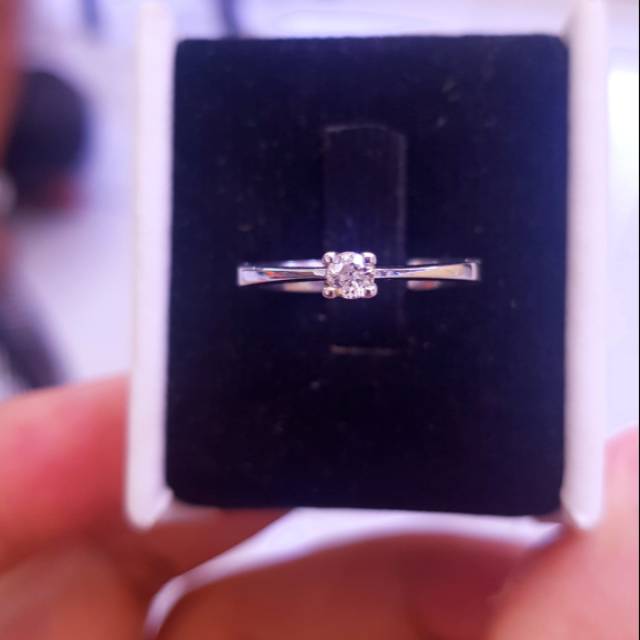 Cincin solitaire berlian banjar asli emas putih