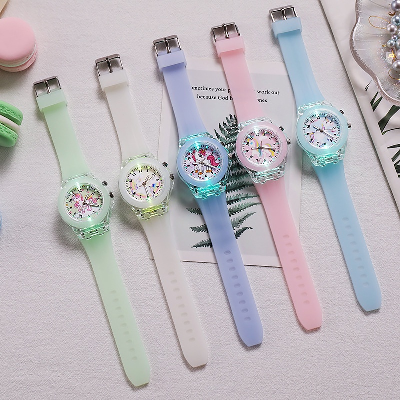 Jam Tangan Anak anak Unicorn Kartun Balita Mainan Bayi Jam Tangan Pelangi Kuda Gadis Bercahaya Berkedip Lampu Elektronik Jam Tangan
