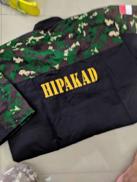 KEMEJA HIPAKAD