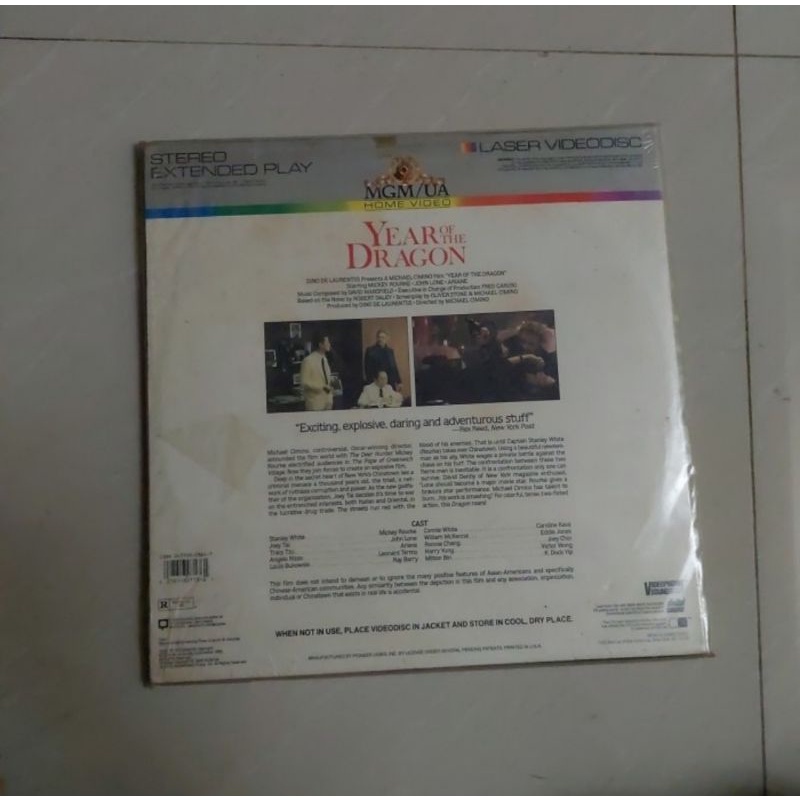 Kaset Laser disc Year of the Dragon