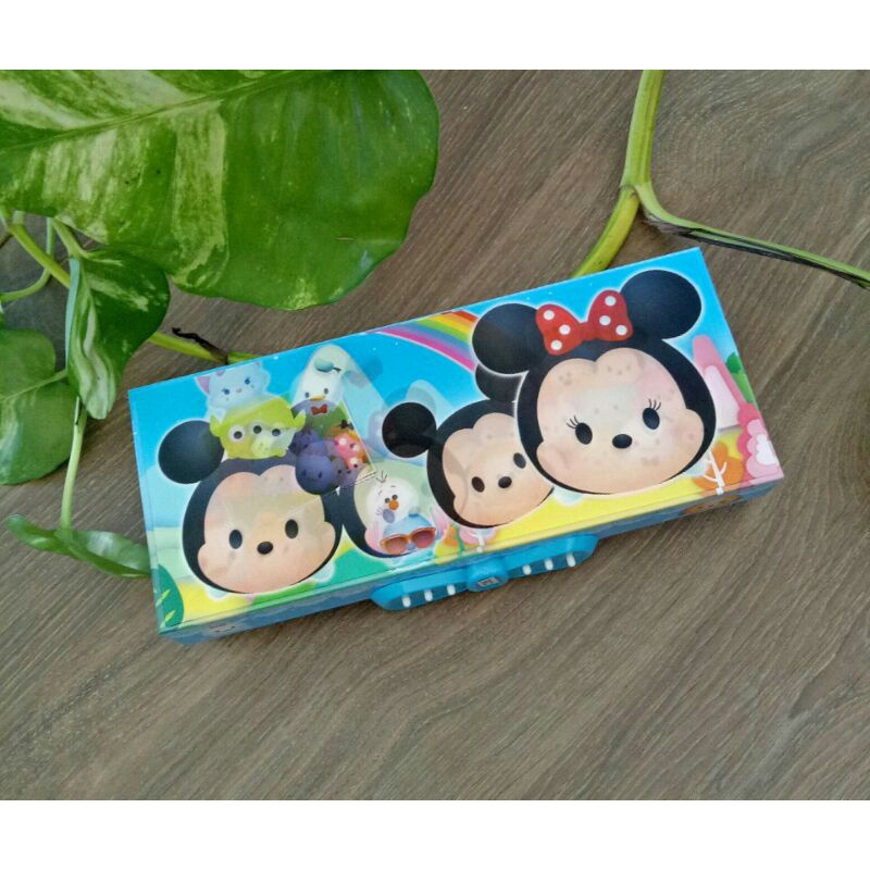 

Tempat Pensil Karton Hologram Dengan Kode Password