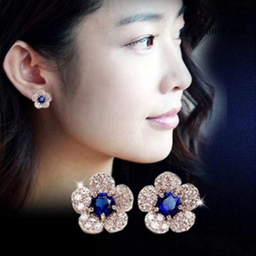 OW@ Earrings Flower Shape Design Charming Alloy Rhinestones Inlaid Ear Studs for Women