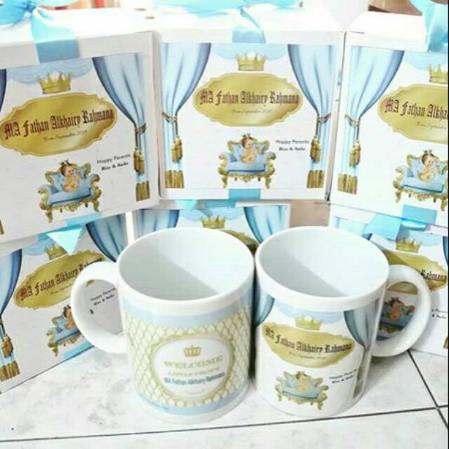 

Mug print baby born dus pita