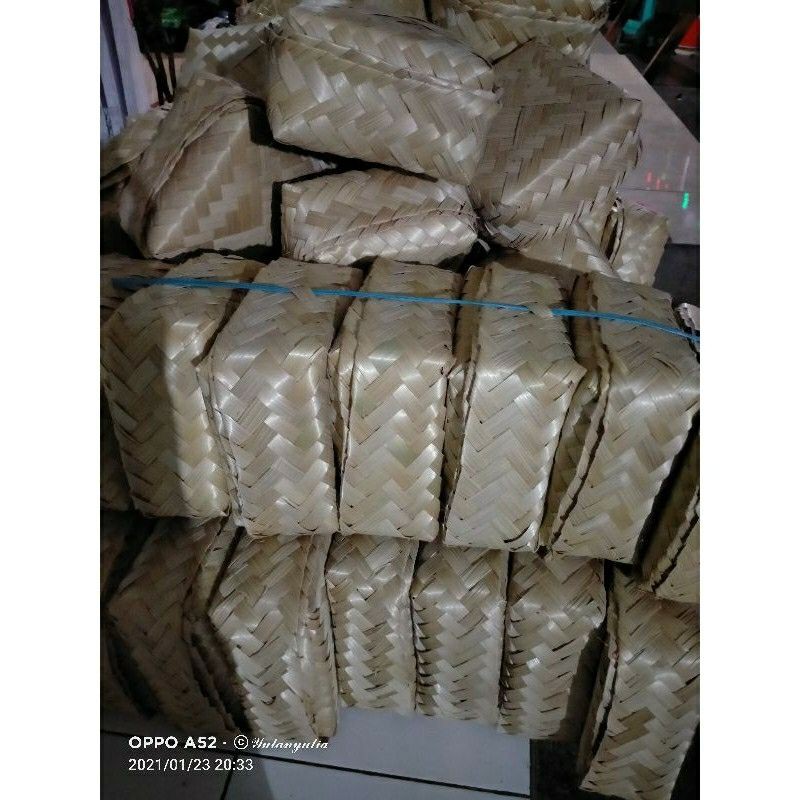 

[ Halodul ] BESEK BAMBU 15x15 MURAH / PIPITI / KOTAK MAKANAN / KOTAK SOUVENIR