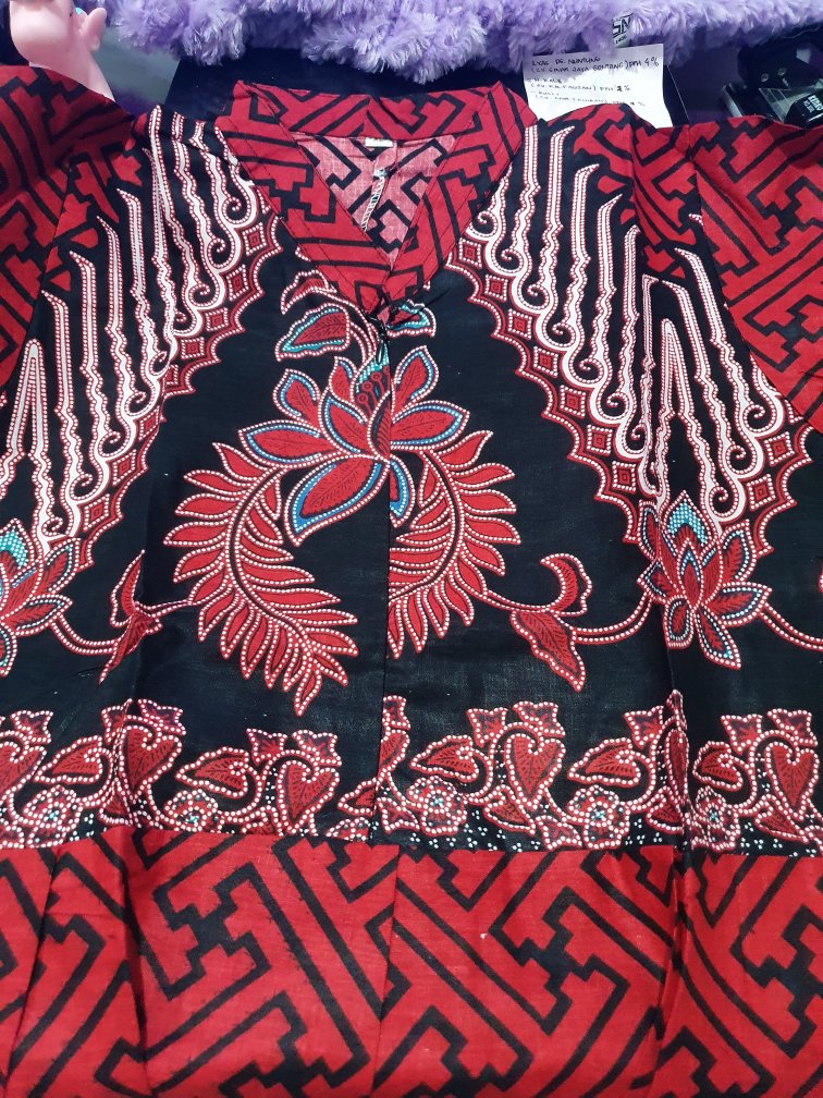 Batik Couple Keluarga 2 Anak Cewek Dan Cowok Motif Pagar Bumi Merah Seragam Busui Terbaru