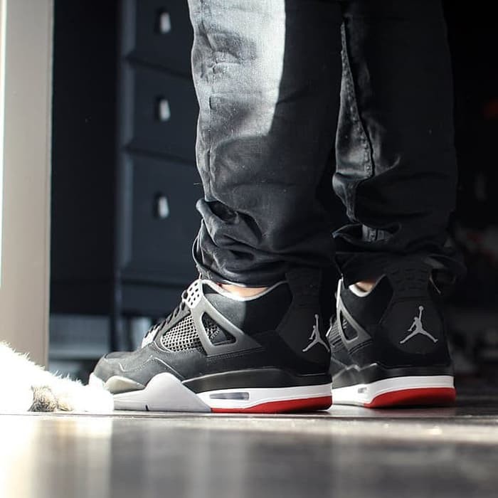 Terbaru  Air Jordan 4  Bred