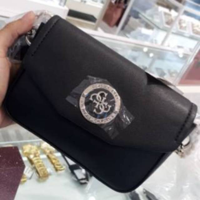 Tas Pinggang / Tas Belt Guess Original Colour : Black