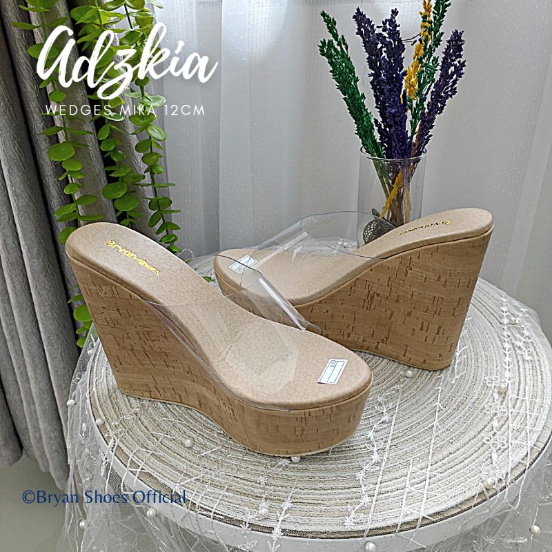 Bryan Adzkia Wedges Sandal Simple Tinggi 12cm Mika 9cm Transparan Motif Kayu Berkualitas