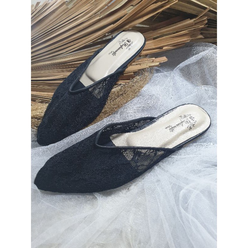 flatshoes brukat hitam tanpa payet