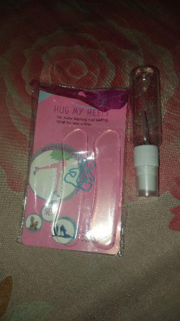 Hug My Heels Pelindung Bagian Belakang Kaki Saat Menggunakan High Heels / Sepatu Baru Bagian Tumit