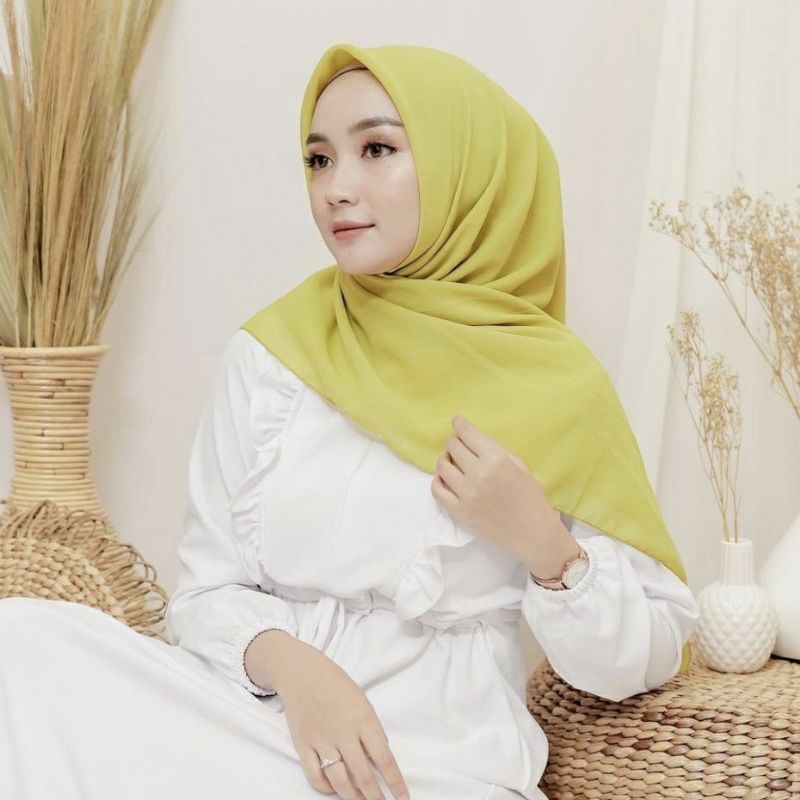 50 warna BELLA SQUARE JILBAB SEGI EMPAT POLLYCOTTON-bella lime