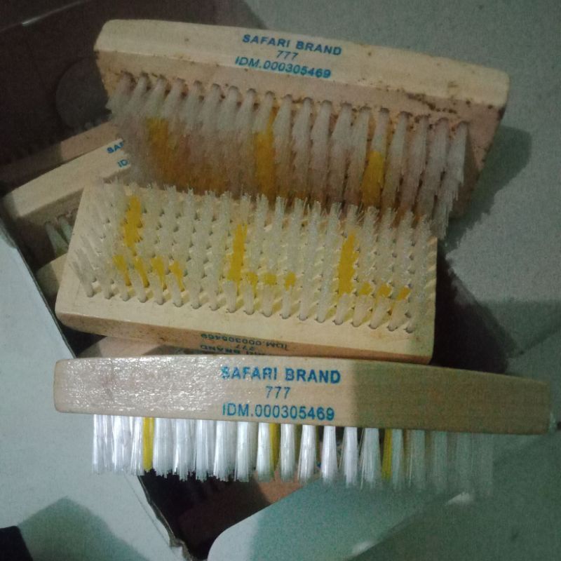 Sikat Cuci Safari 777