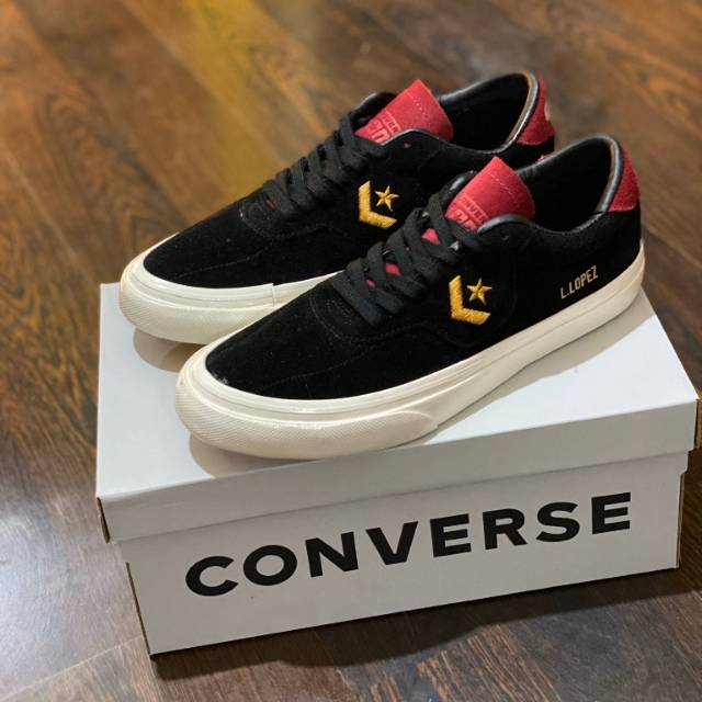 CONVERSE LOUE LOPEZ BLACK RED