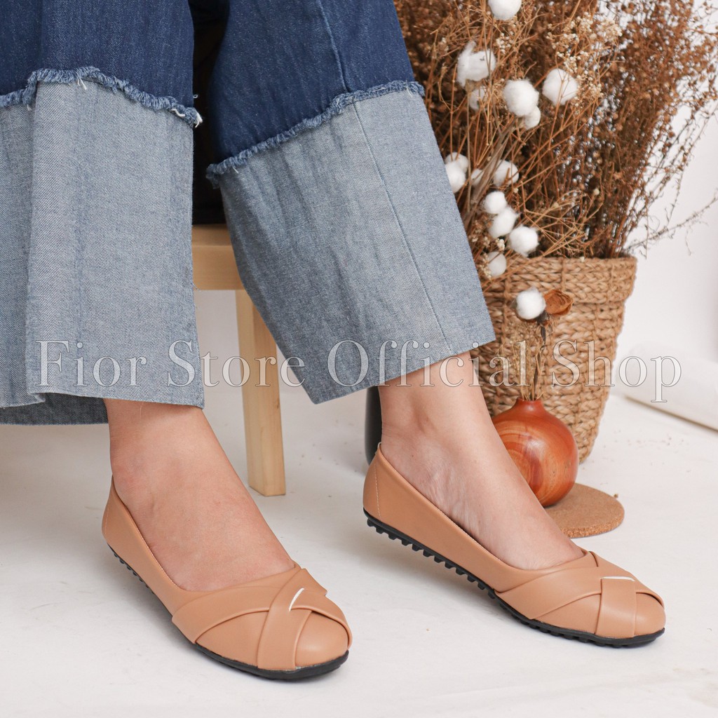 FIOR LOTUS Elegance Pointed Toe Ballet Flats AR 34 - Fior Store