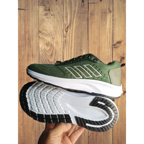 SEPATU ADIDAS ZOOM PRIA TERMURAH TERLARIS GRADE