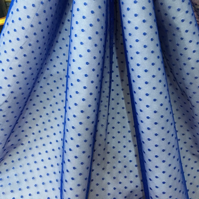 Tile dot biru benhur